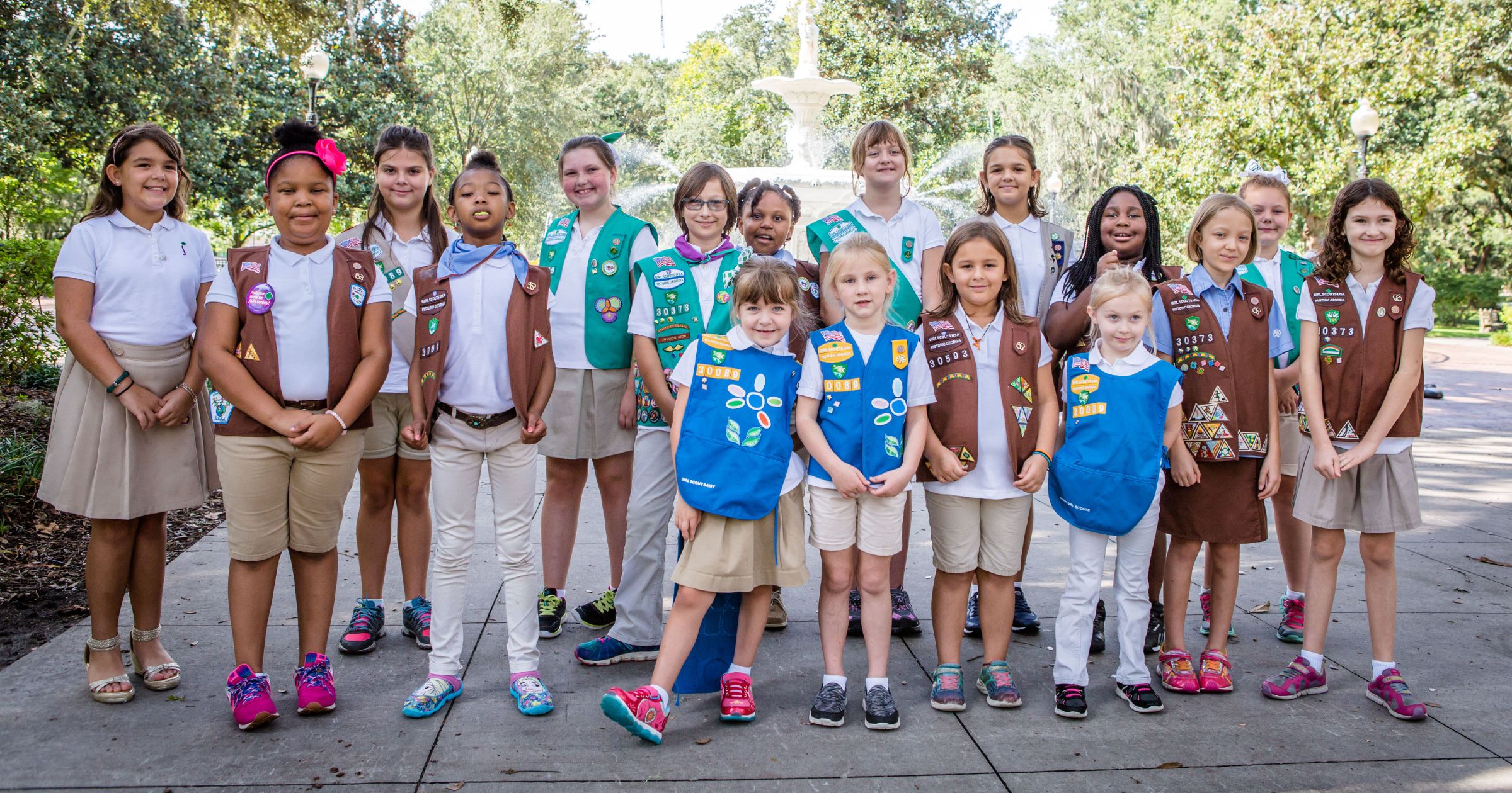 Girl Scouts_Photo courtesy of 2011 Dylan Wilson Weddings Girl Scouts